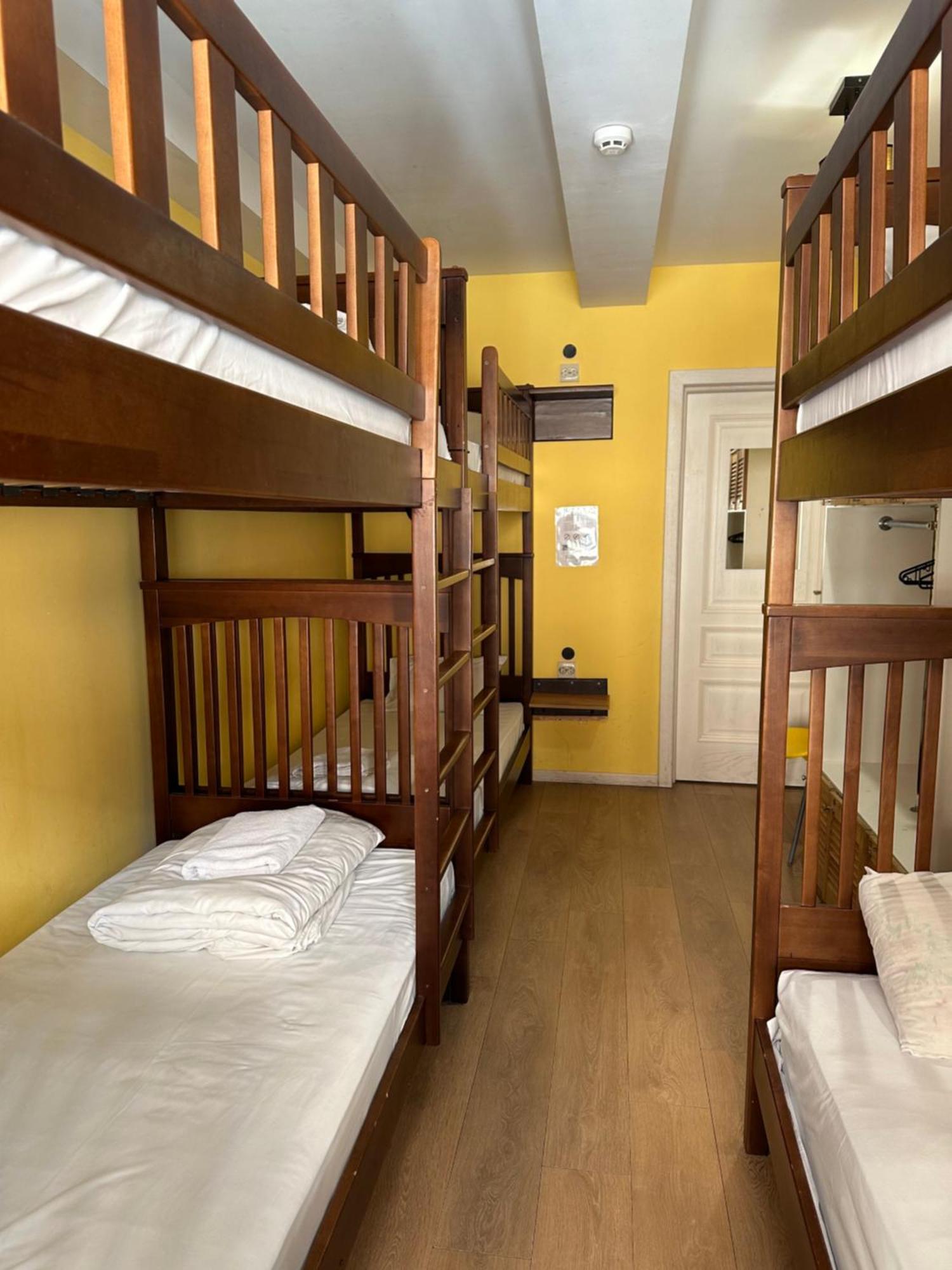 Gar'Is Hostel Lviv Dış mekan fotoğraf